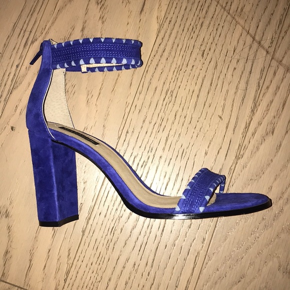 Sandals - Picture 3 of 6